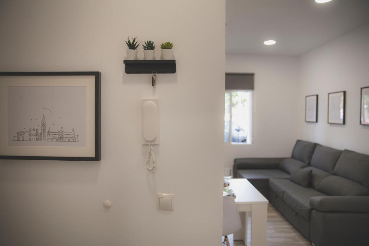 Acogedor Apartamento En Triana Sevilla Bagian luar foto