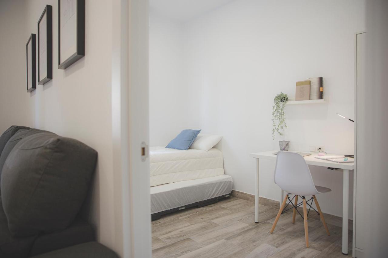 Acogedor Apartamento En Triana Sevilla Bagian luar foto