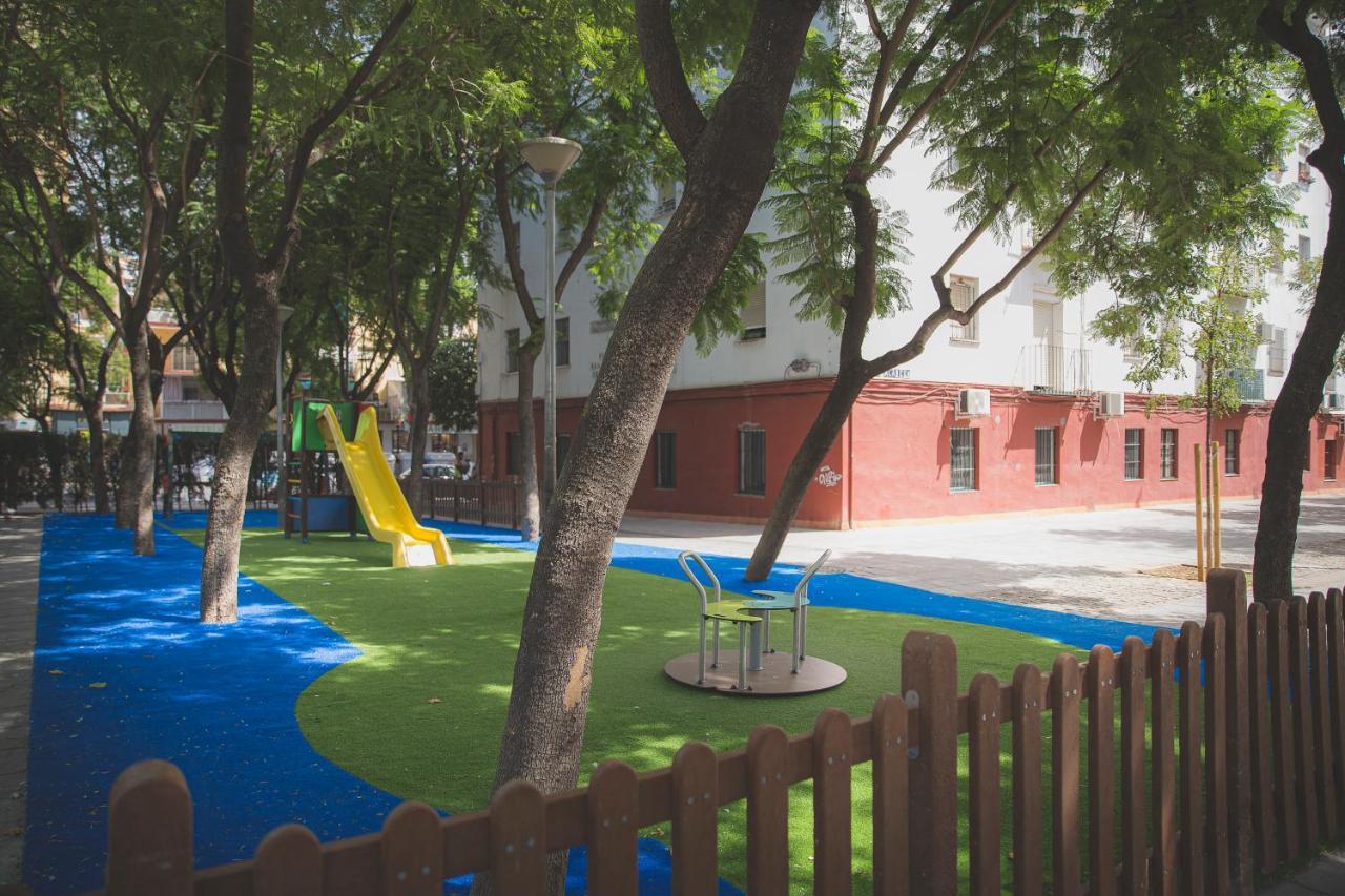 Acogedor Apartamento En Triana Sevilla Bagian luar foto