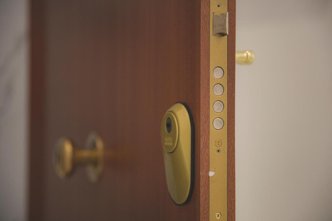 Acogedor Apartamento En Triana Sevilla Bagian luar foto