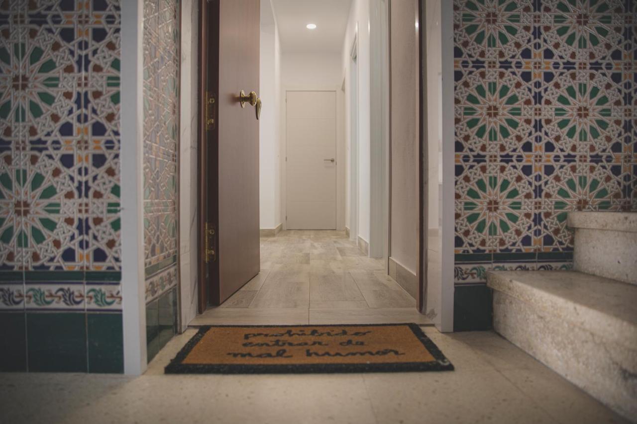 Acogedor Apartamento En Triana Sevilla Bagian luar foto